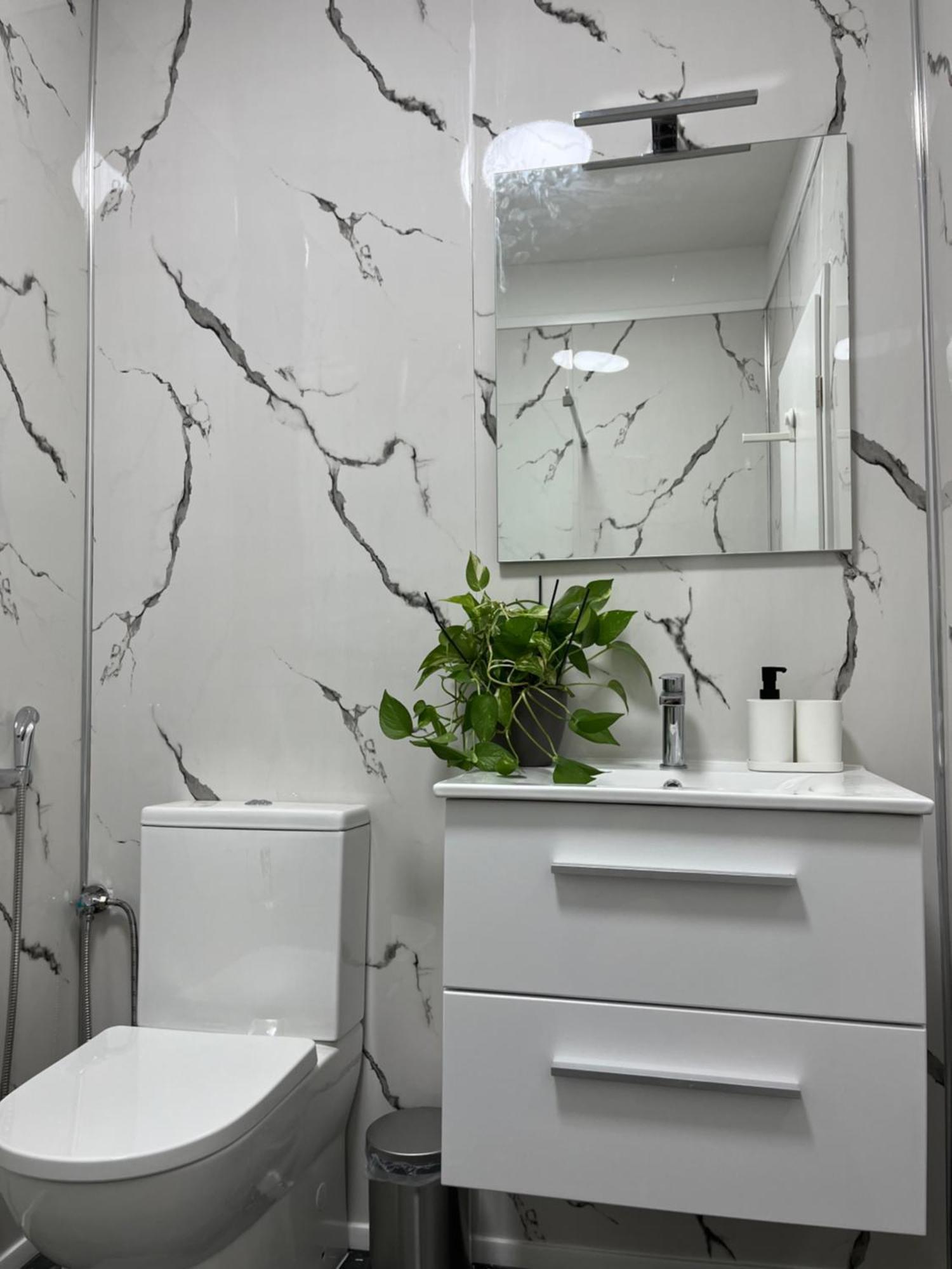 S8 Downtown Apartment *